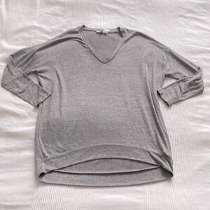 Joan Vass Gray Slouchy Oversized V-Neck Lightweight Sweater Size Medium